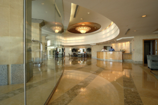 Ocean-Towers-Lobby-MLS